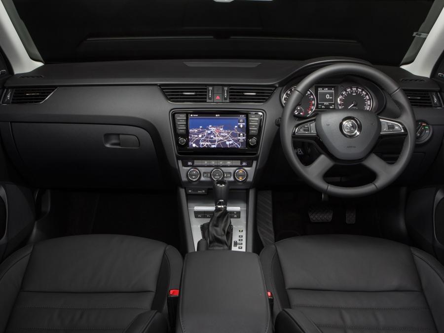 Skoda Octavia Wagon 2013 года  (фото 9 из 10)
